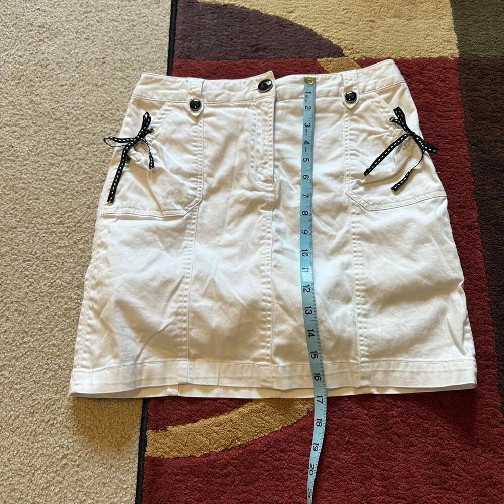 larry levine skort white mini skirt with built in shorts Y2K early 2000s bow - Picture 2 of 6
